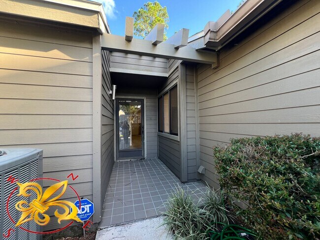 Building Photo - 2/2/1 Condo in Village Green II in Southsi...