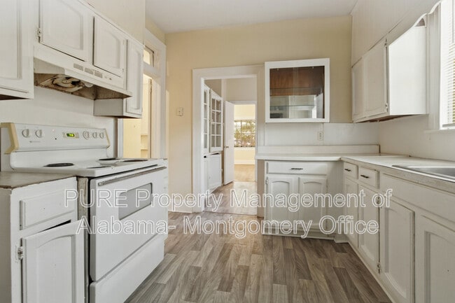 Building Photo - 1308 Rosa L Parks Ave