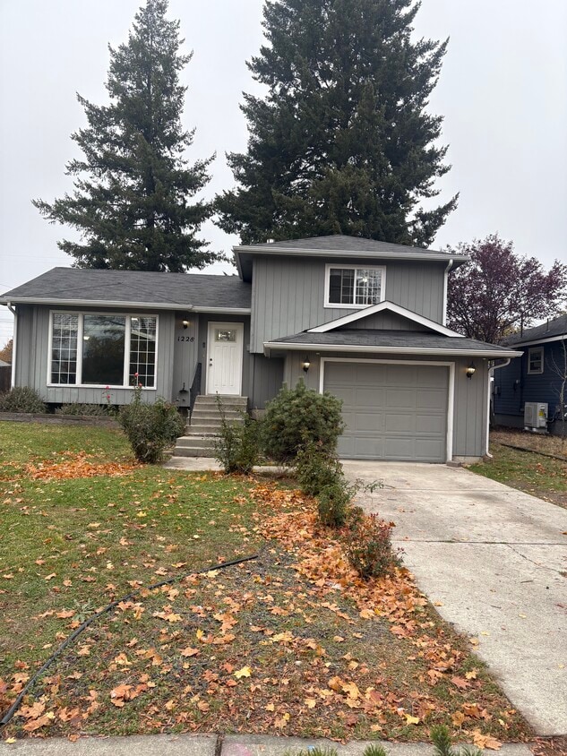 Foto principal - 1228 W Cleveland Ave