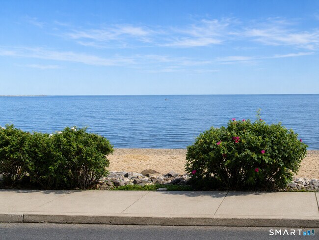 Foto del edificio - 48 Beach Ave