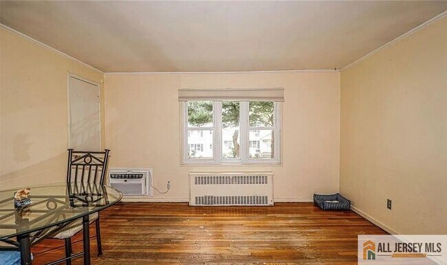 Building Photo - 28B Garfield Park