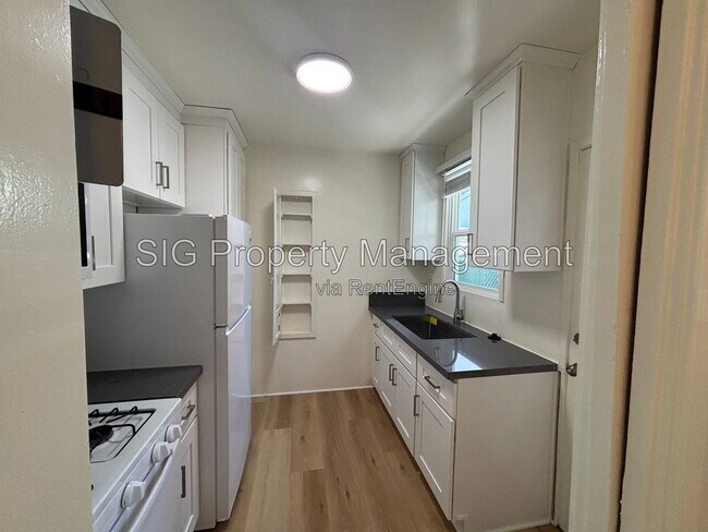 Foto del edificio - 1153 Western Ave