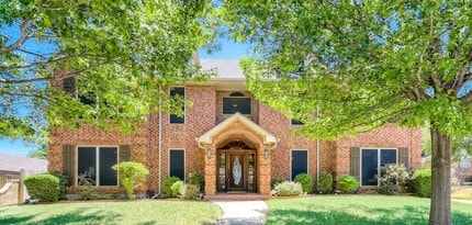 Building Photo - Spacious Arlington home near River Legacy Park