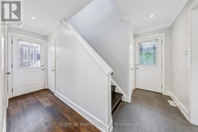 Photo du bâtiment - 2139 Hunt Crescent