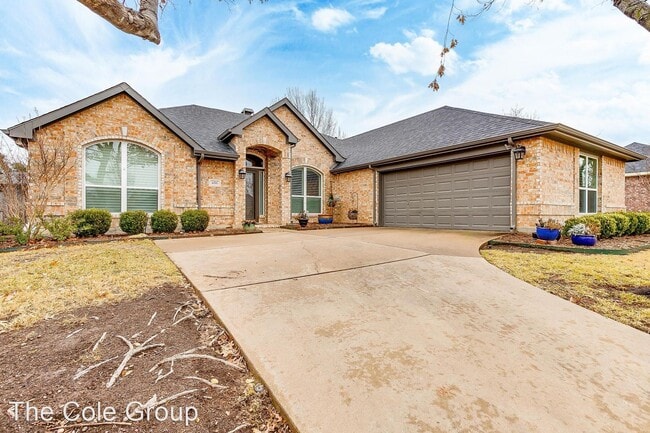 Building Photo - 4 br, 2.5 bath House - 6705 Audubon Trl
