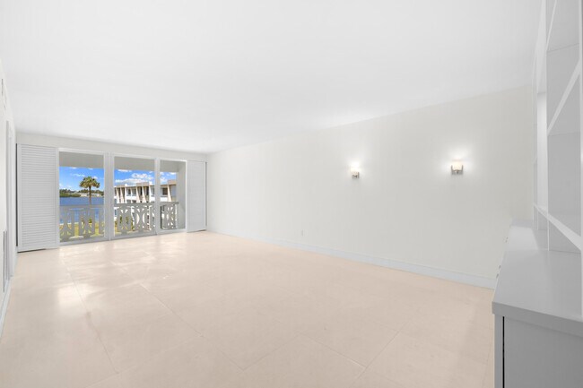 Foto del edificio - 2720 S Ocean Blvd
