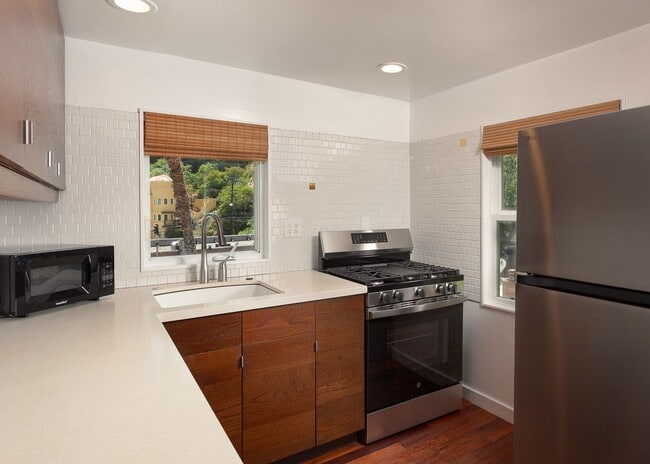 Building Photo - 2108 Tavern Trail