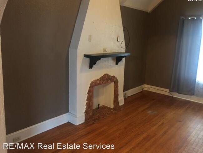 Foto del edificio - 3 br, 1 bath House - 398 Ockley