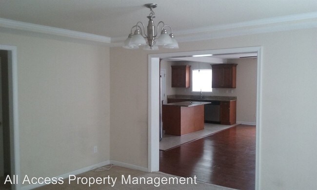 Building Photo - 4 br, 2.5 bath House - 23 Grand St