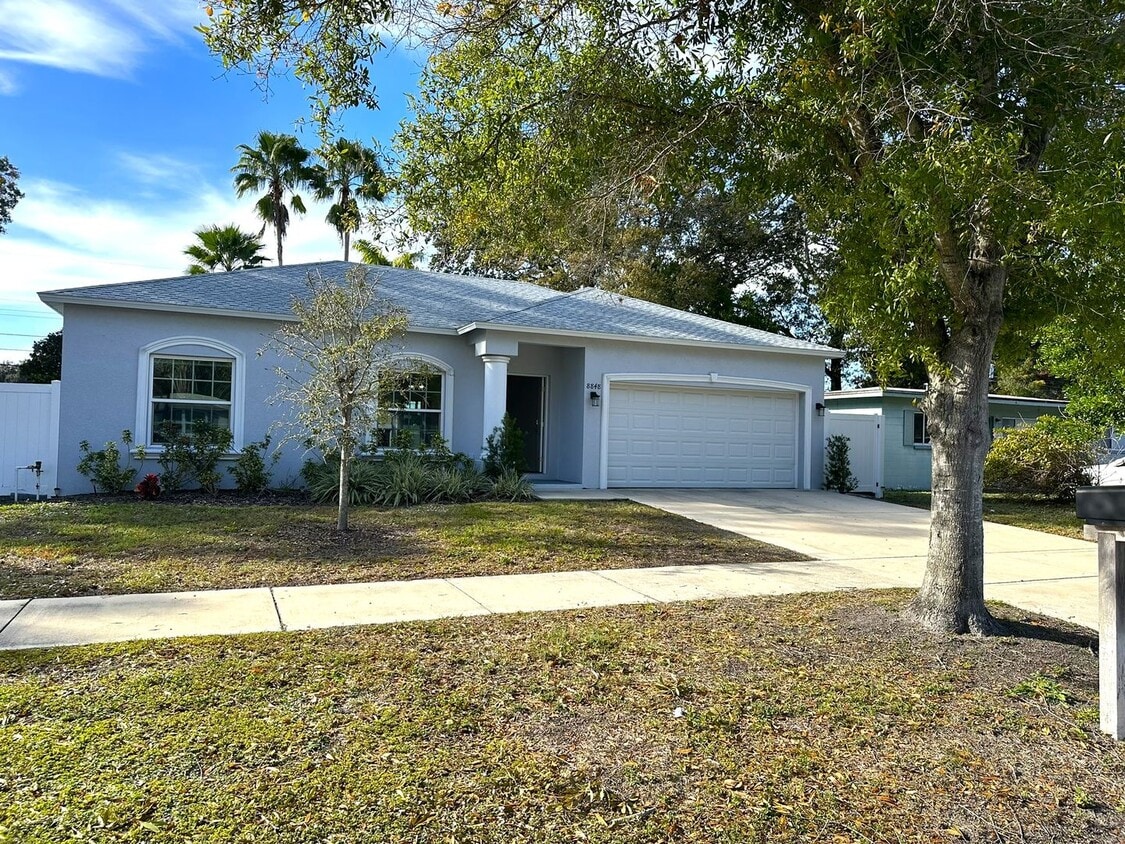Newer Single Family Home 322 Seminole House Rental in Seminole, FL