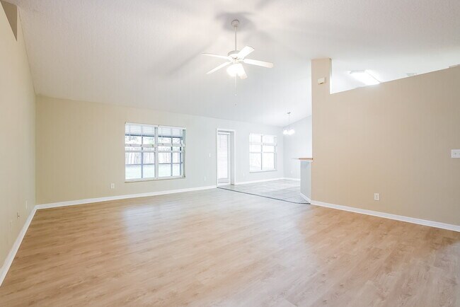Building Photo - 1228 Mt McKinley Ct