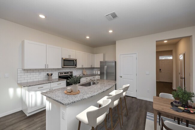 Building Photo - 11835 Stoneport Pl