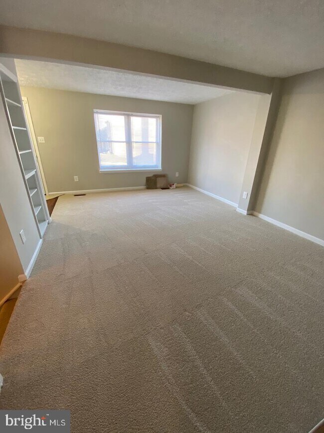 Foto del edificio - 14763 Winding Loop