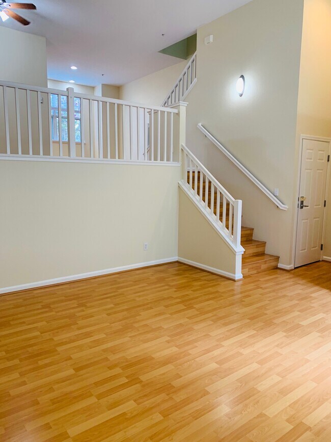 Foto del edificio - 364 Meridian Ave