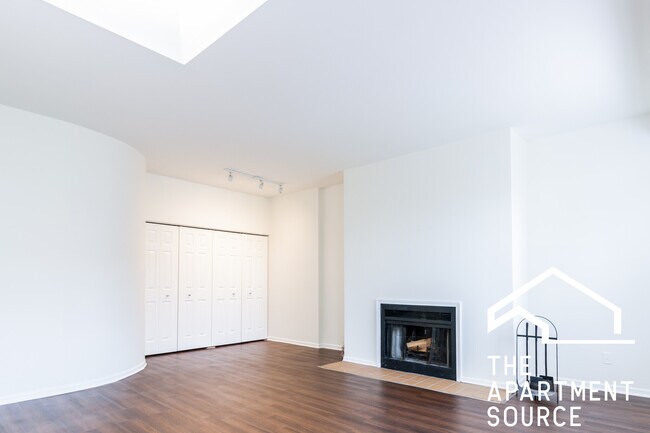 Foto del edificio - 3751 N Halsted St