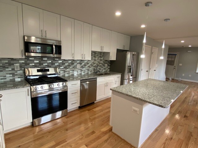 Kitchen - 1522 C St NE