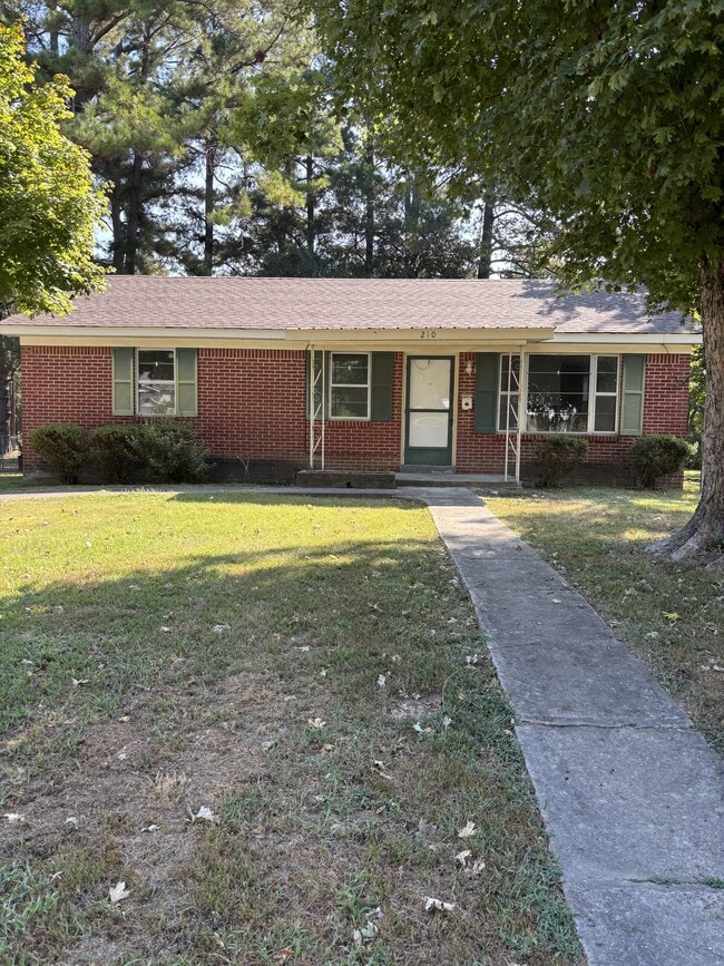 Building Photo - 210 S Hazel St