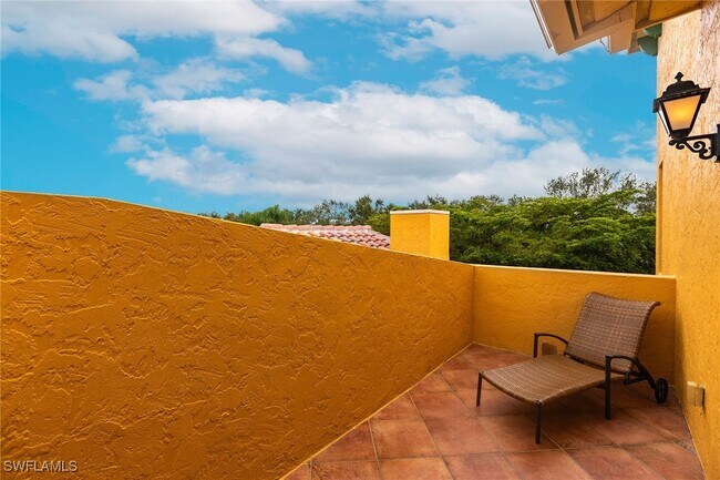 Foto del edificio - 8598 Via Lungomare Cir