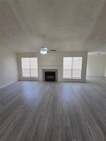 Foto del edificio - 2205 Montclair St