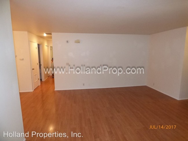 Building Photo - 1777 NW 143rd Ave