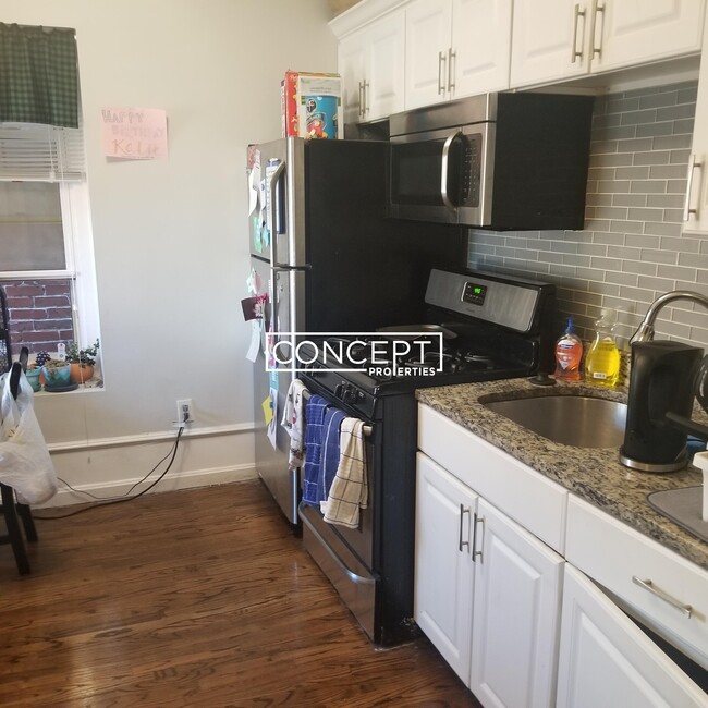 Building Photo - 712 Shawmut Ave