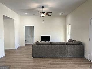 Building Photo - 135 Hughes Dr