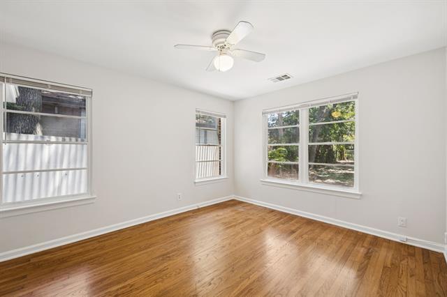 Foto del edificio - 5406 Martel Ave