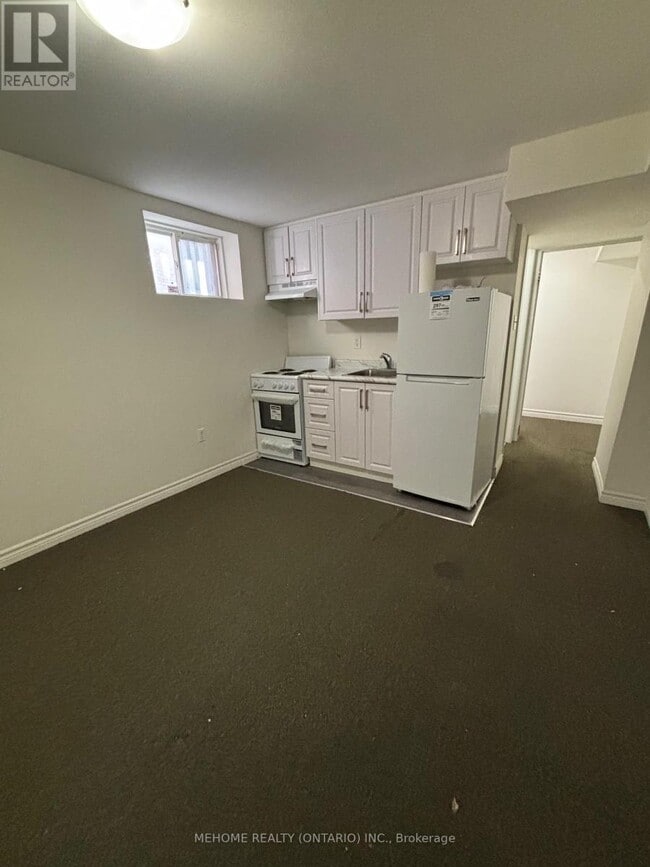 Building Photo - 14 Tarsus Crescent