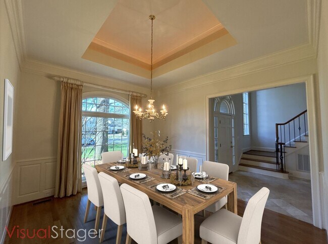 Foto del edificio - Myers Park - T.R. Lawing Realty Property