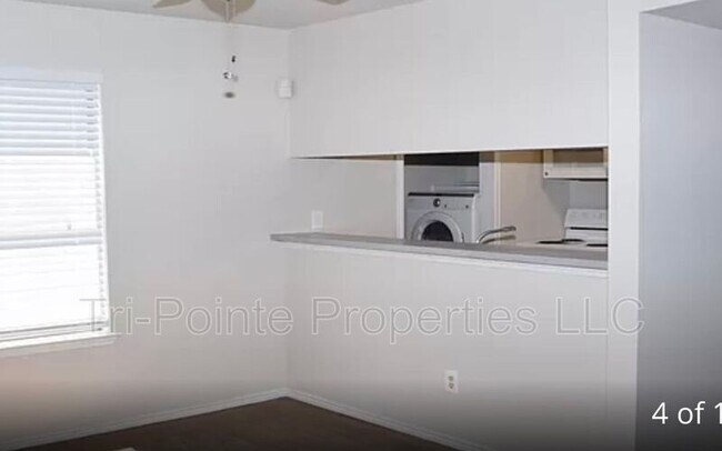 Building Photo - 4934 Berridge Ln