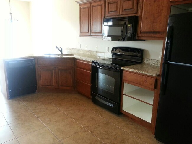 Building Photo - Millcreek Springs Townhome
