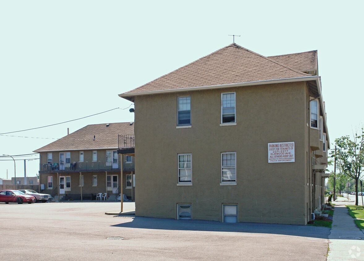 Foto del edificio - 2271-2277 Elmwood Ave