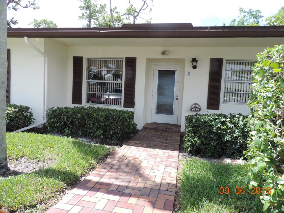 5263 Privet Place B - 5263  Privet Place B