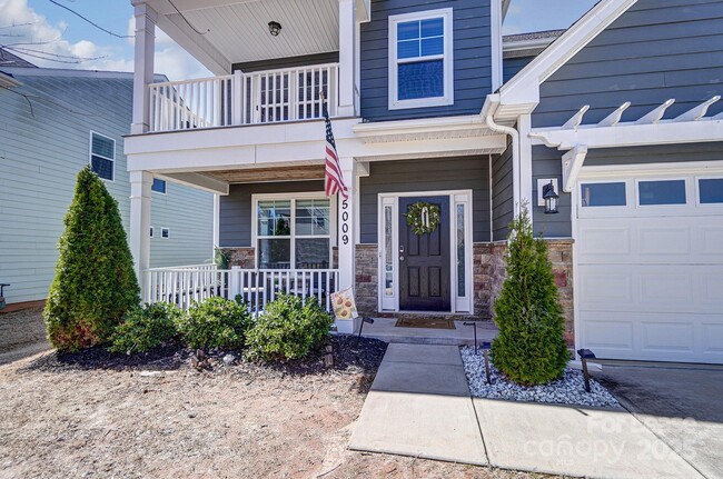 Building Photo - 5009 Fenwick Ct