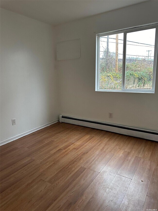 Foto del edificio - 180-06 Baisley Blvd