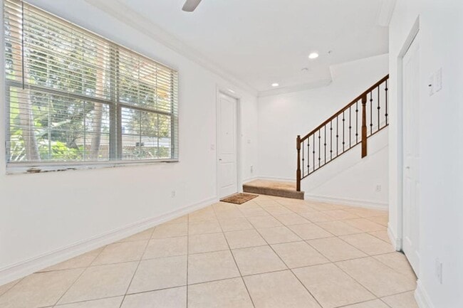 Building Photo - 222 S Federal Hwy