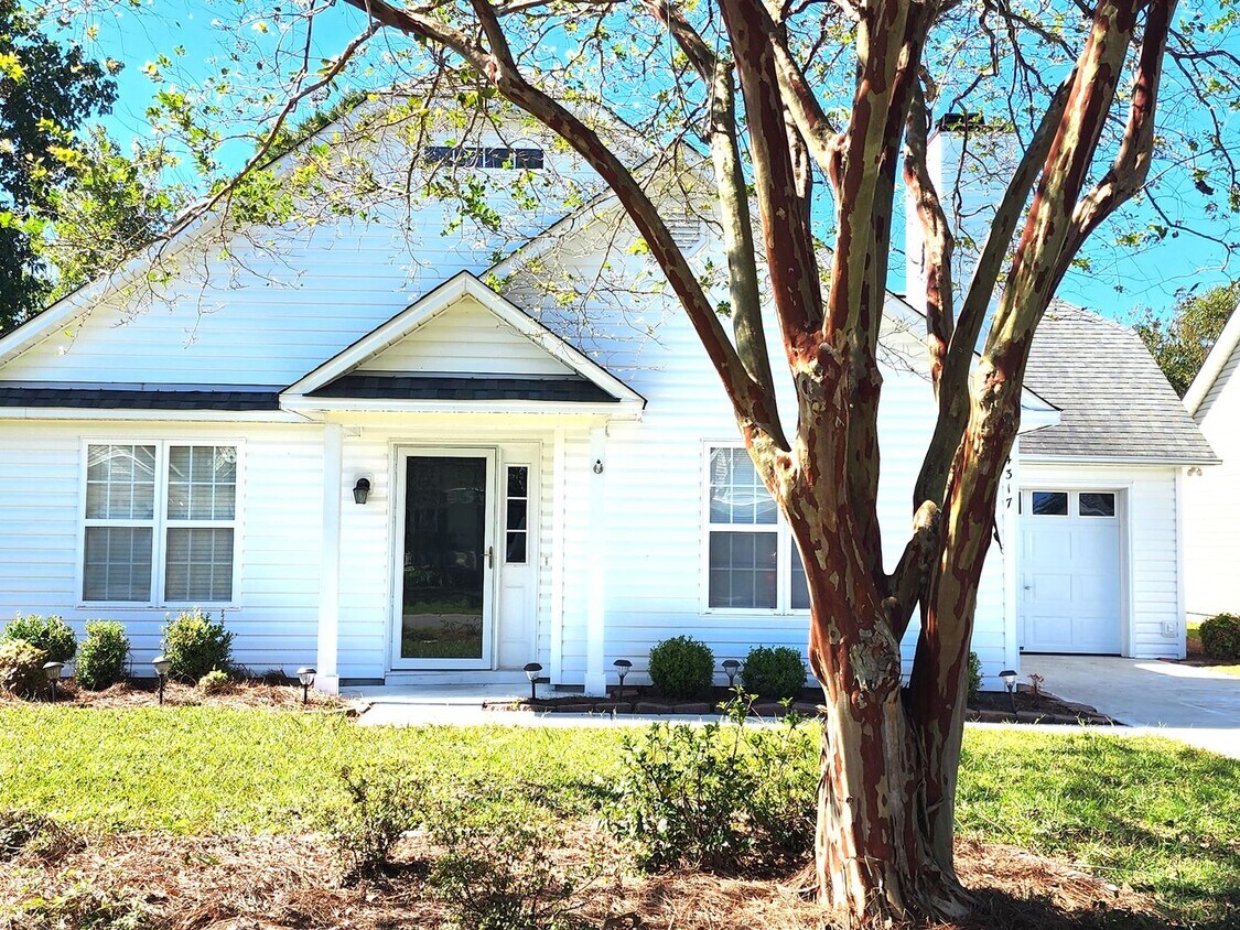 Primary Photo - NORTHCHASE