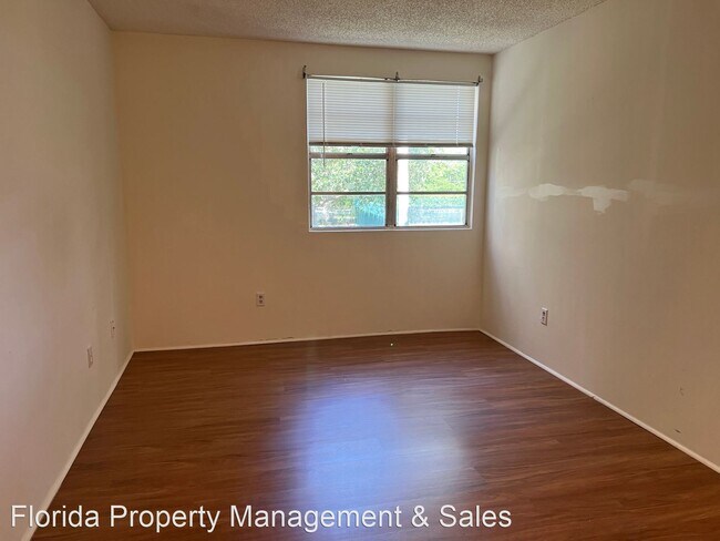 Foto del edificio - 2 br, 1 bath House - 1235 SW 46 Ave Apt 708