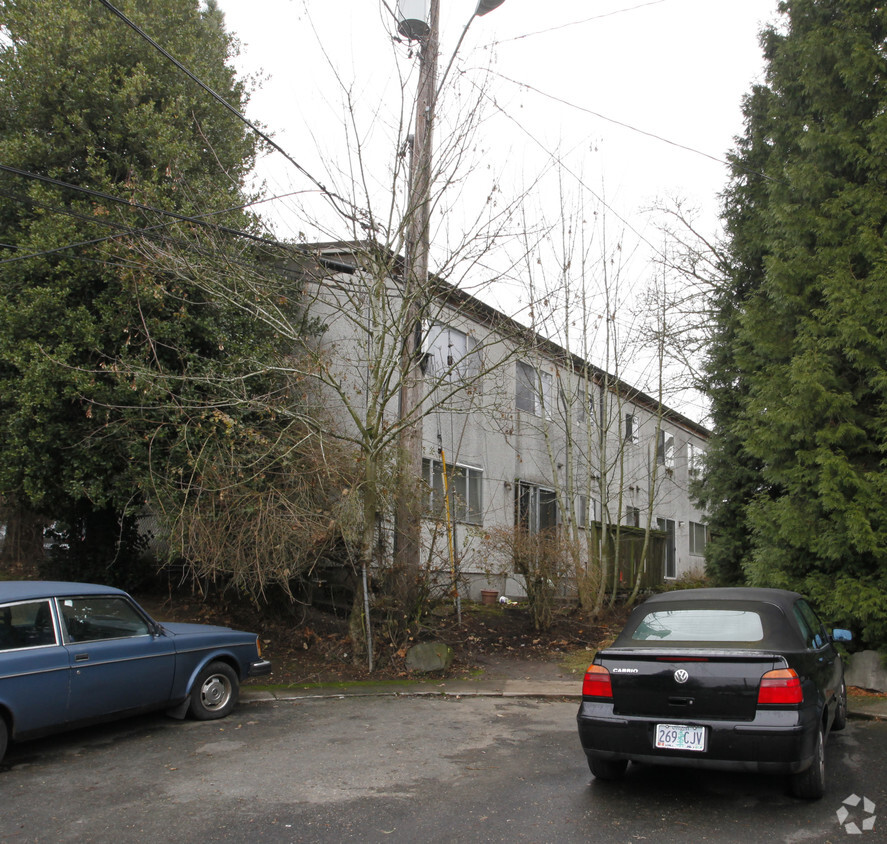 Building Photo - Regency Terrace Apartments