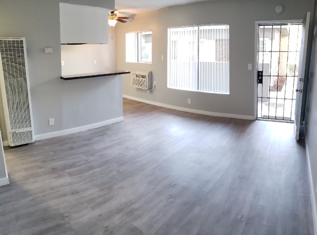 Photo - 12130 Old River School Rd House