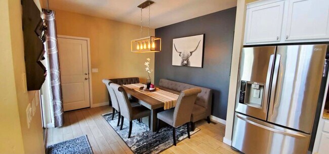 Foto del edificio - 4482 S Jordan Pkwy W