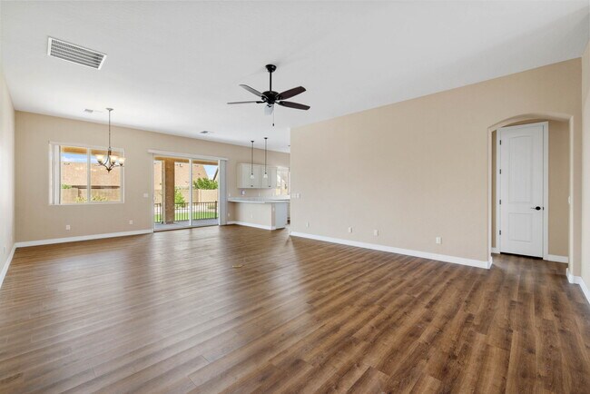 Building Photo - 6386 E Beckett Trl