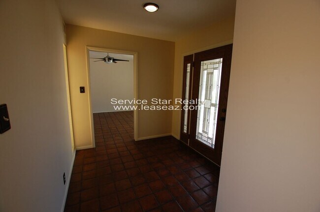 Foto del edificio - 2 bed 2 bath Townhome in Biltmore area