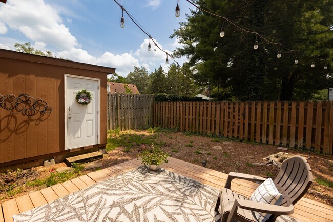 Foto del edificio - 3191 Sycamore Dr