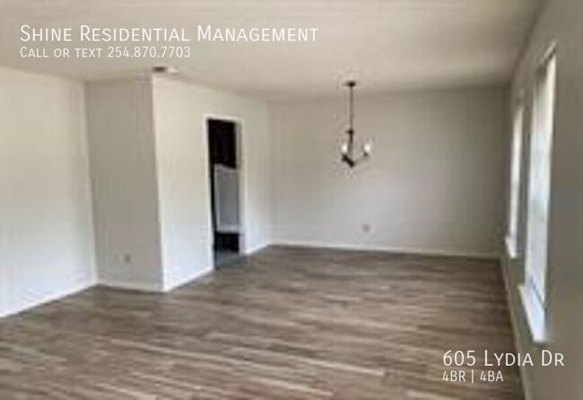 Building Photo - 605 Lydia Dr