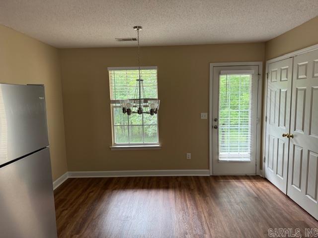 Building Photo - 6 Pinnacle Valley View Dr