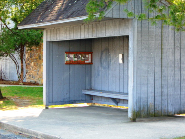 Foto del edificio - 523 Meadowview Dr