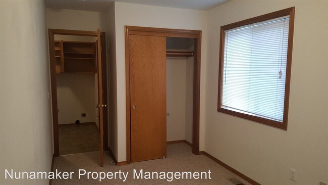 Building Photo - 3 br, 2 bath House - 1013 Wasco Street