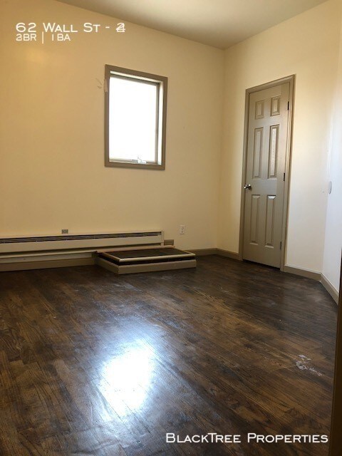 Building Photo - 62 Wall St #4 2BR 1BA