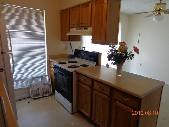 Foto del edificio - 16486 E 14th Pl
